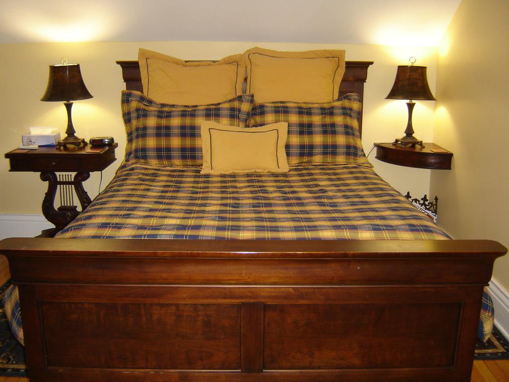 Talwood Manor B&B 포트콜버른 객실 사진