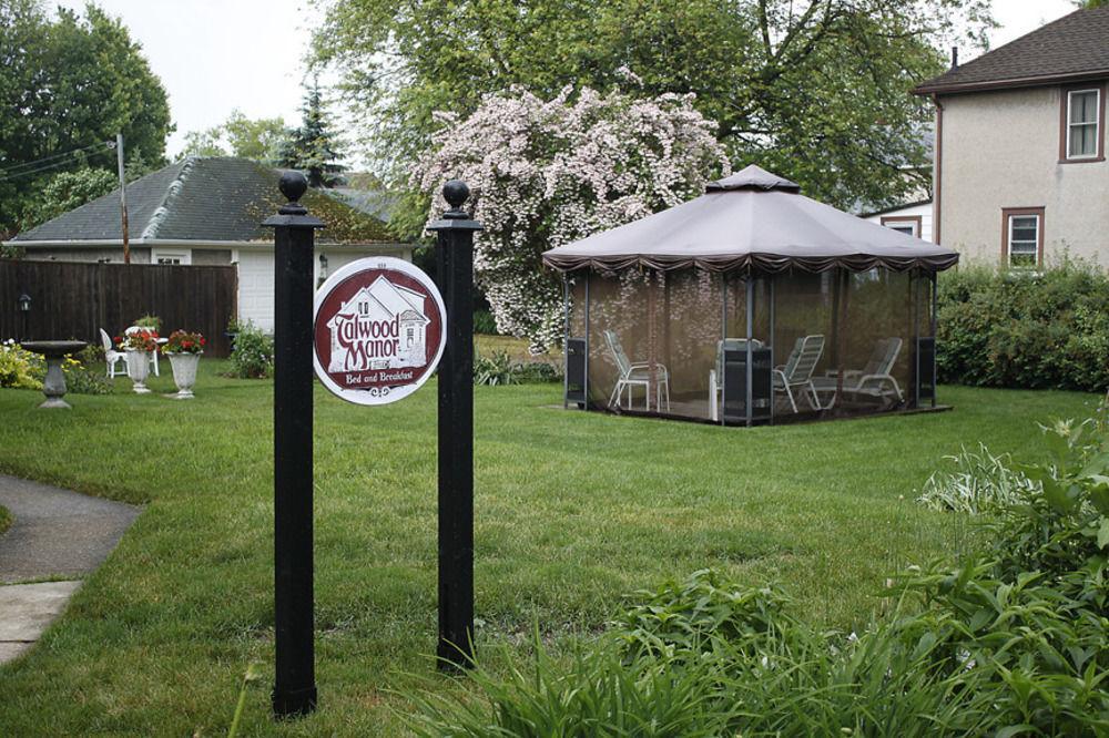 Talwood Manor B&B 포트콜버른 외부 사진